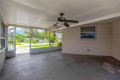 11896 104th Ln, Largo, FL 33773 - photo 4