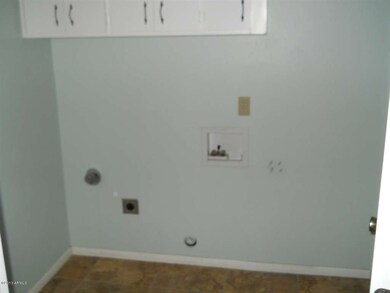 2613 E Mitchell (5)