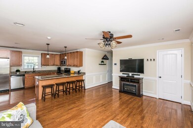 8153 Elizabeth Rd, Pasadena, MD 21122 - photo 6