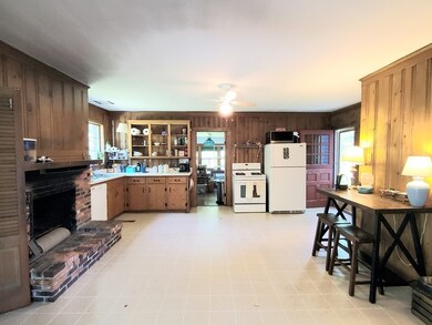 115 West St, Methuen, MA 01844 - photo 2