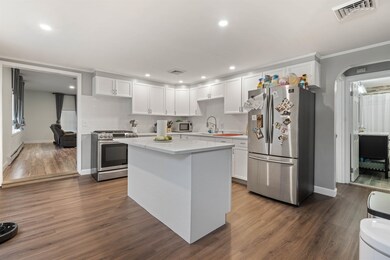 20 Ferson St, Nashua, NH 03060 - photo 3