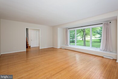 515 Forest Hills Cir, Devon, PA 19333 - photo 7