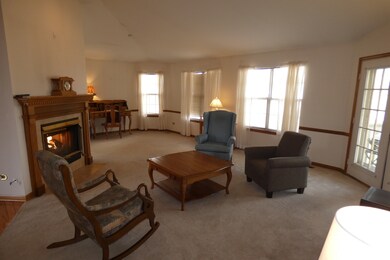 1031 Interloch Ct unit 31, Algonquin, IL 60102 - photo 2