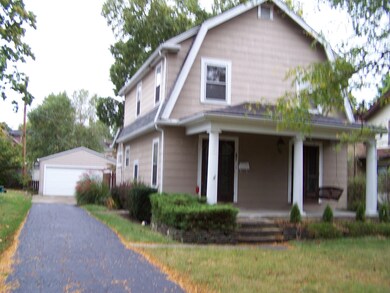 Side View of Drive & Garage