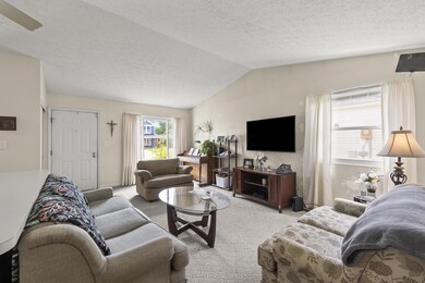 5_living room 01