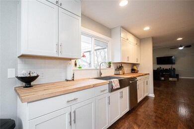 62 Kensington Dr, Bella Vista, AR 72715 - photo 7