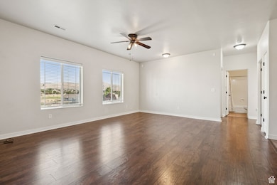 8215 N Clear Rock Rd unit 11, Eagle Mountain, UT 84005 - photo 4