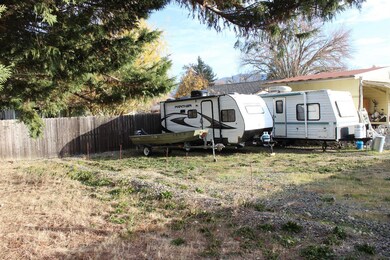 1126 SW Rogue River Ave, Grants Pass, OR 97526 - photo 7