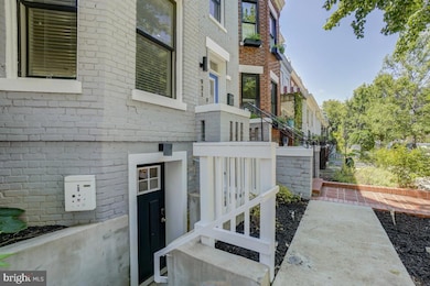 921 L St NE unit B, Washington, DC 20002 - photo 2