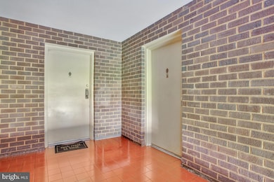 10216 Prince Place unit 9-204, Upper Marlboro, MD 20774 - photo 5