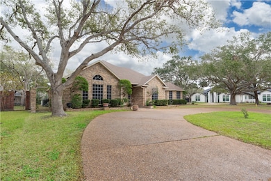 5922 Woodmere Dr, Corpus Christi, TX 78414 - photo 2