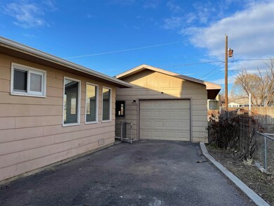 2936 N View Dr, Grand Junction, CO 81504 - photo 2