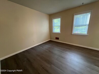 216 Butternut St, Kunkletown, PA 18058 - photo 3