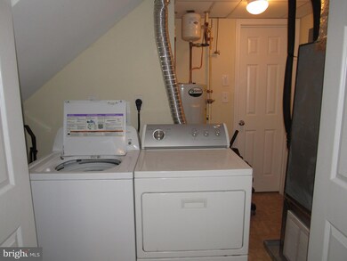 206 N Fairfax Blvd unit BSMT APT, Ranson, WV 25438 - photo 6