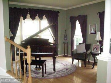 11345 Bishops Gate Ln, Laurel, MD 20723 - photo 5