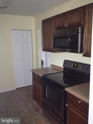 236 Meadow View Ln, Colonial Beach, VA 22443 - photo 4