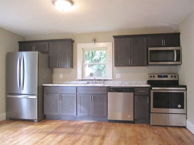 31 Pleasant St, Pembroke, NH 03275 - photo 2