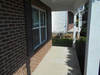 4514 Trickle Creek Ln, Columbus, OH 43228 - photo 7
