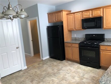 326 Mendon Rd unit 6, Woonsocket, RI 02895 - photo 4