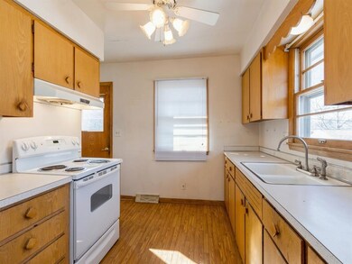 Lots of cabinet space