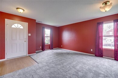 3370 Hemlock St, Whiteland, IN 46184 - photo 6