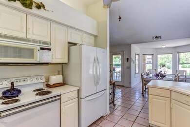 8822 W Rimrock Dr, Peoria, AZ 85382 - photo 7