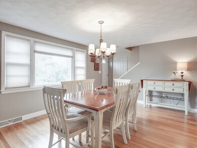 8 Brandon St, North Billerica, MA 01862 - photo 5