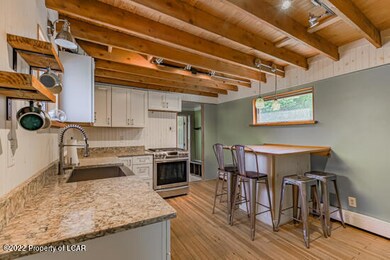 28 Scott St, Wilkes Barre, PA 18705 - photo 4