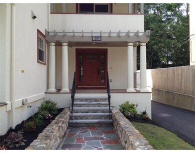 39 Selkirk Rd unit 39, Brighton, MA 02135 - photo 2