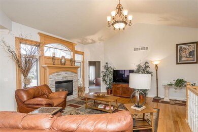 7625 Escalade Ct, West Des Moines, IA 50266 - photo 5