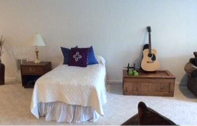 240 Bridle Cross Rd unit 240, Fitchburg, MA 01420 - photo 4