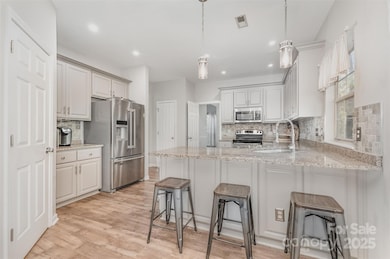 8740 Sam Dee Rd, Charlotte, NC 28215 - photo 3