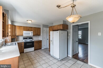 705 W 13th St, Front Royal, VA 22630 - photo 6