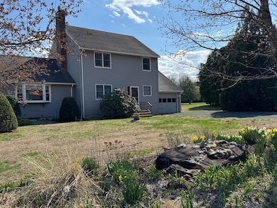 4 Meadow Oak Ln unit B, South Deerfield, MA 01373 - photo 2