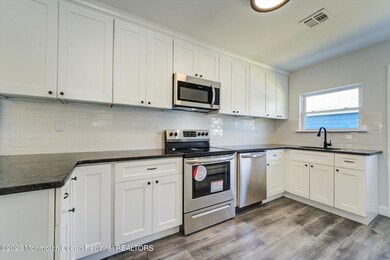 09-Kitchen