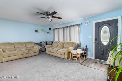 05-Living Room