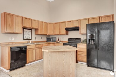 16_Kitchen