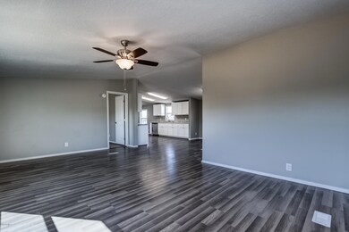 1168 S Wickiup Rd6