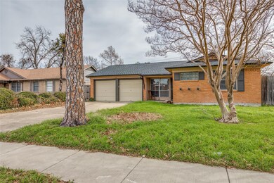 705 Dover Dr, Richardson, TX 75080 - photo 2