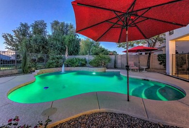 107-Twilight_Pool_1_Light