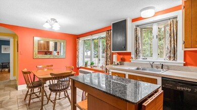 3 Waverly St, Essex Junction, VT 05452 - photo 6