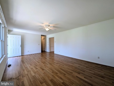 312 Elizabeth Ave, Harrington, DE 19952 - photo 3