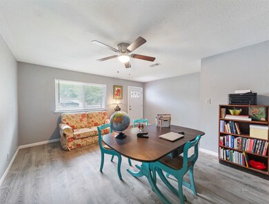 395 County Road 296a, Alvin, TX 77511 - photo 3