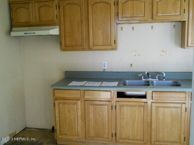 3203 Lake Shore Blvd, Jacksonville, FL 32210 - photo 3