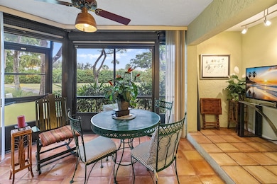 5355 10th Fairway Dr unit 4, Delray Beach, FL 33484 - photo 5