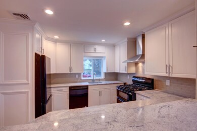 Kitchen 4