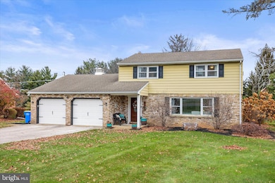 193 Dew Drop Rd, York, PA 17402 - photo 2