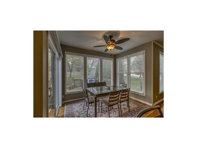 8439 Widmer Rd, Lenexa, KS 66215 - photo 7