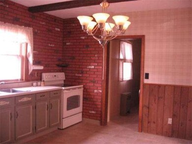 128 Elm St, Hatfield, MA 01038 - photo 4