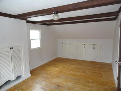 4 Bedroom 1 v1